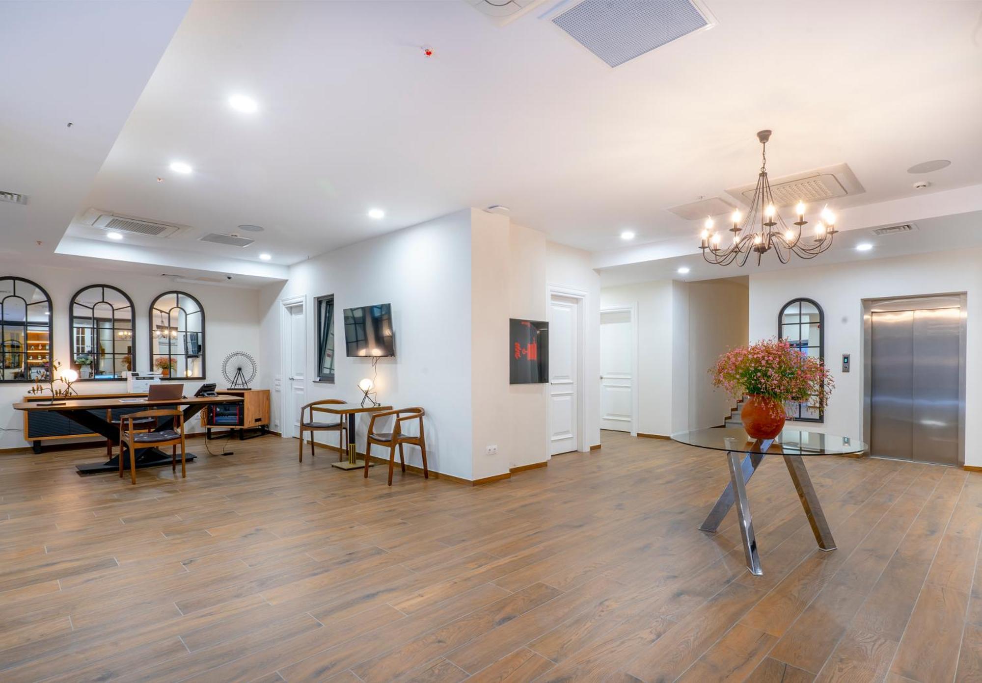 Iris Hotel تبليسي المظهر الخارجي الصورة