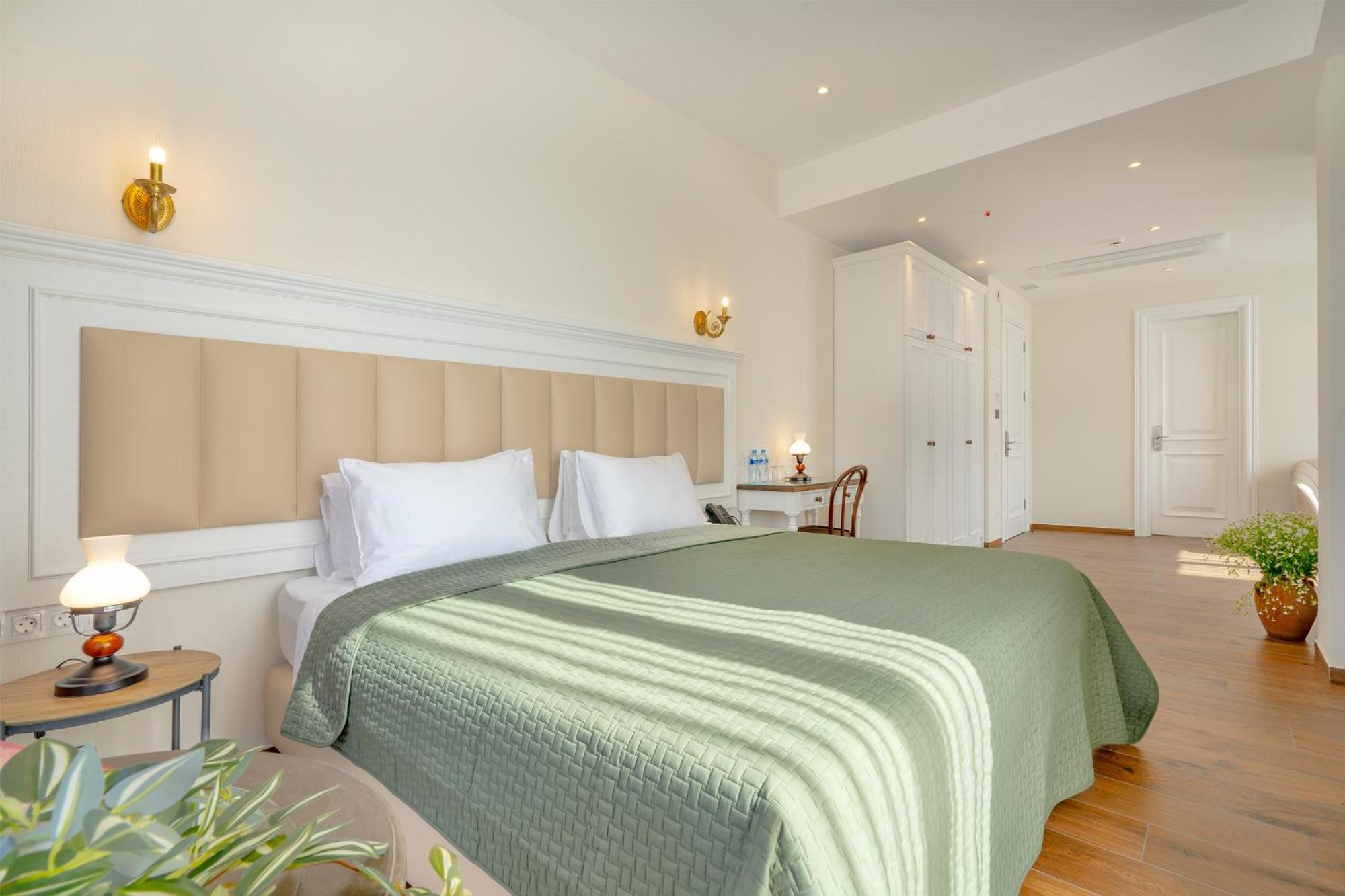 Iris Hotel تبليسي المظهر الخارجي الصورة