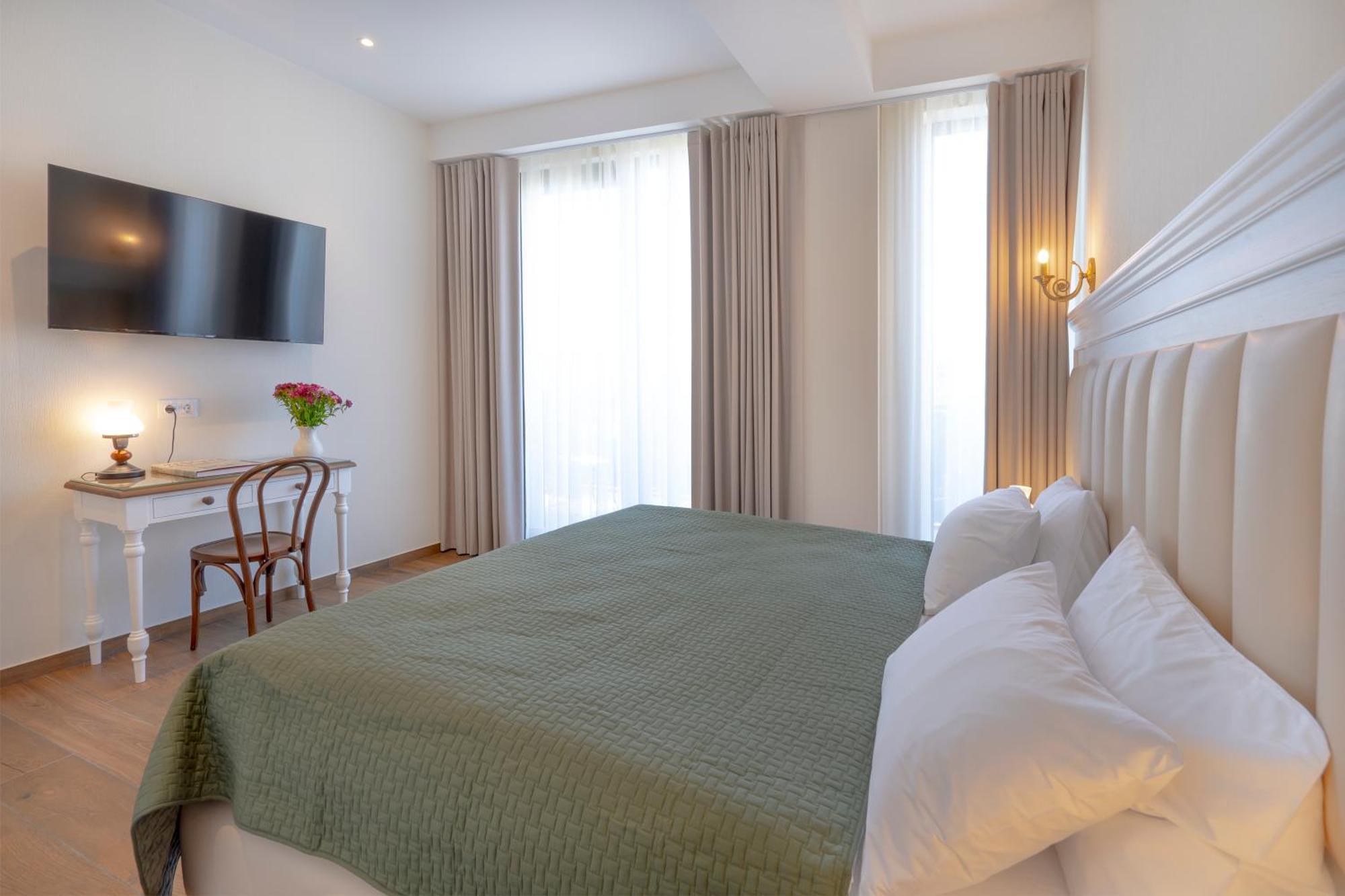 Iris Hotel تبليسي المظهر الخارجي الصورة