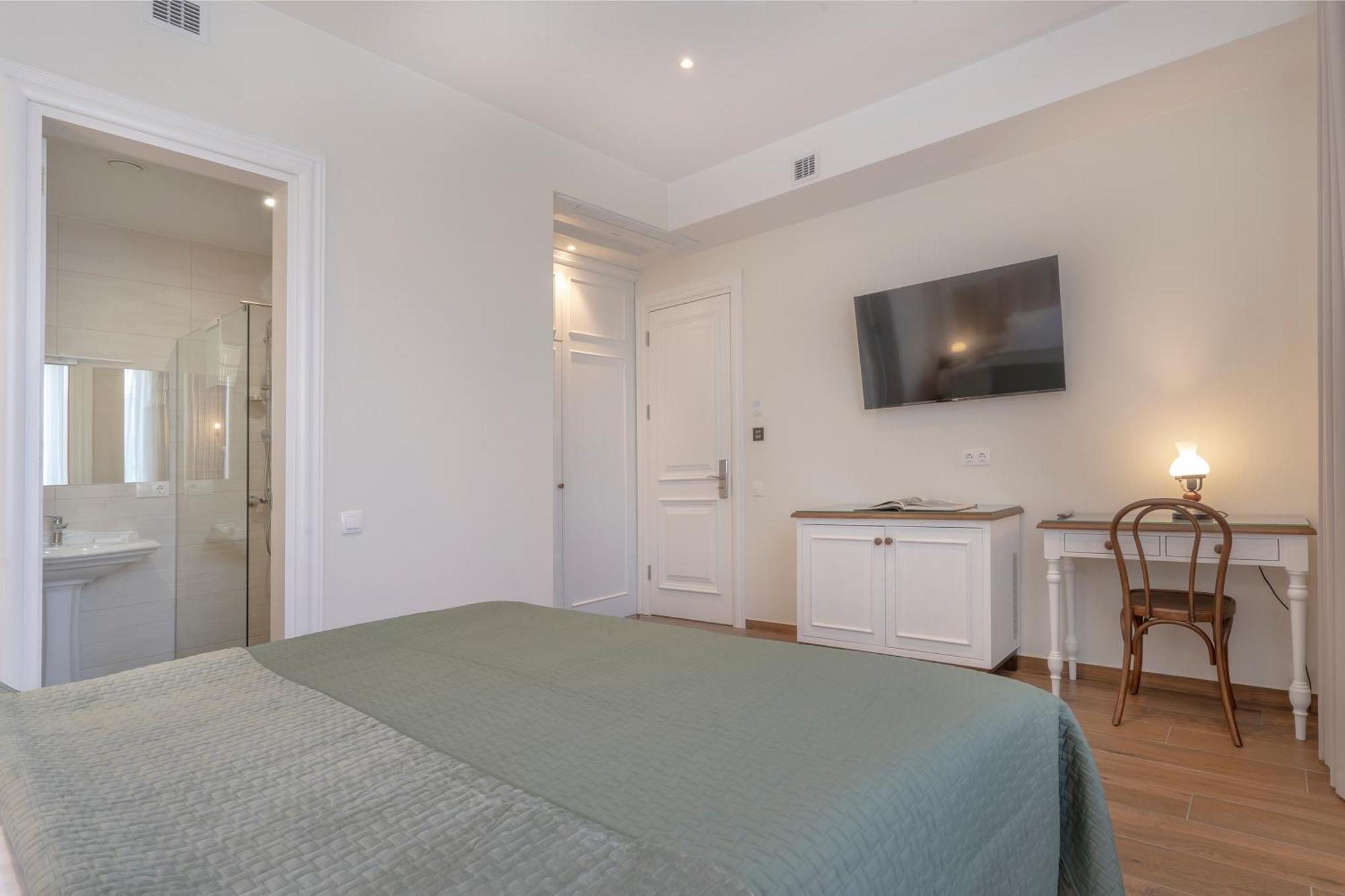 Iris Hotel تبليسي المظهر الخارجي الصورة