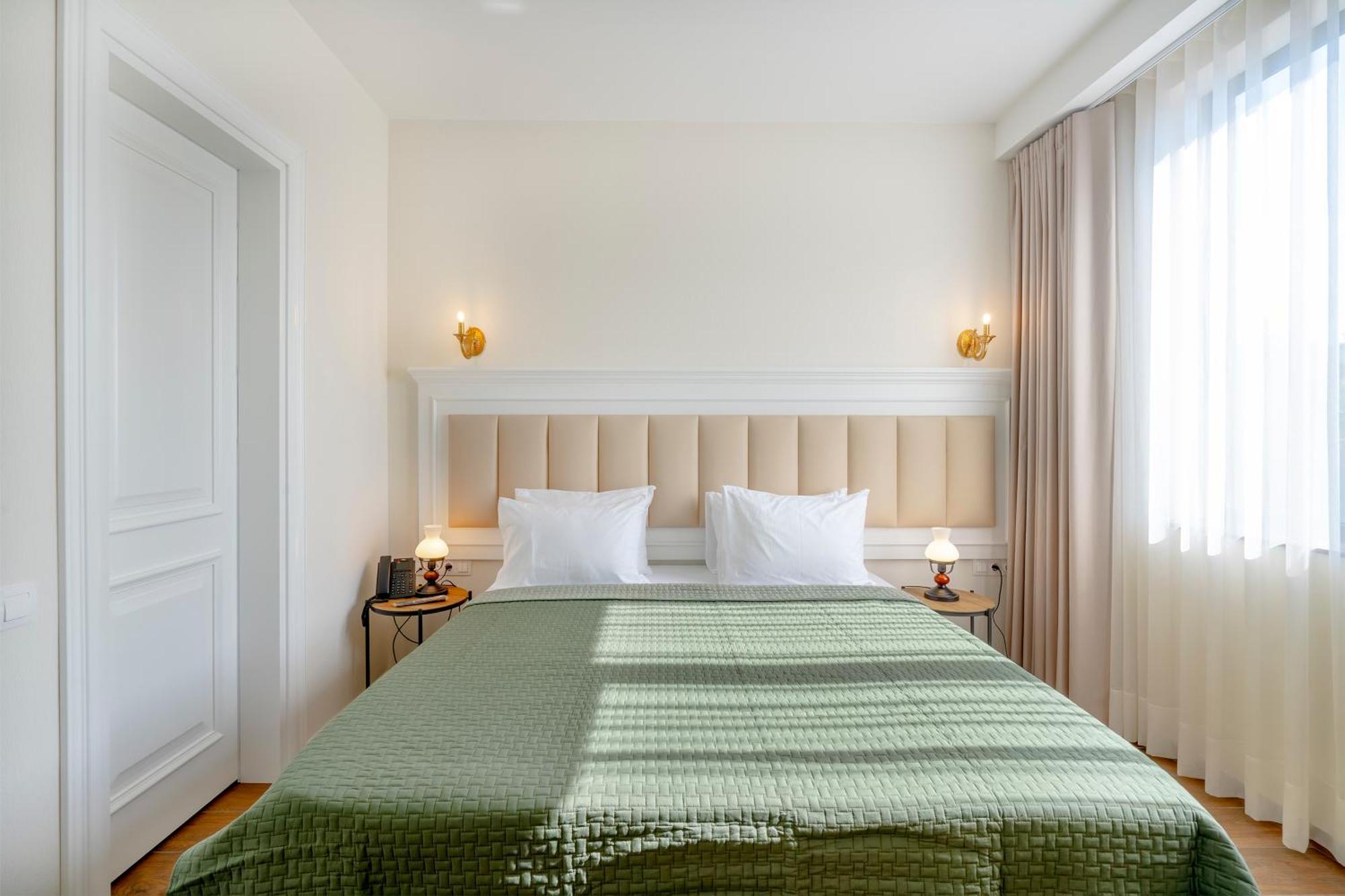 Iris Hotel تبليسي المظهر الخارجي الصورة